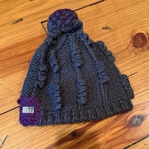 Nobis Knit Women's Beanie